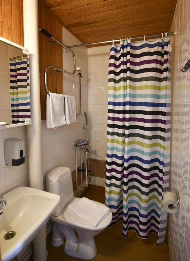 Kilpisjaerven Retkeilykeskus Rooms Kilpisjärvi Eksteriør billede